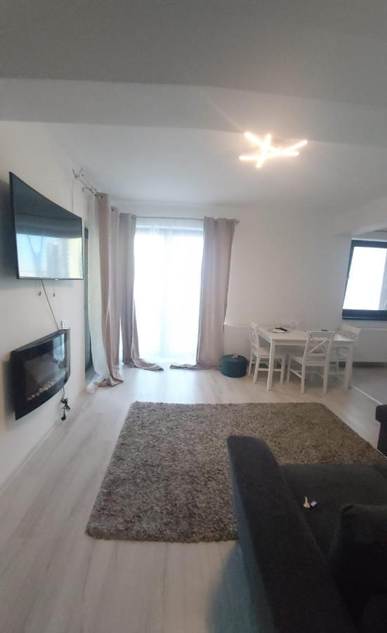 בראשוב Coresi Platinum Residents 2 Camere Sc,C App21 מראה חיצוני תמונה